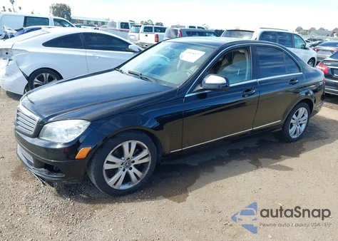 2009 Mercedes-Benz C 300 Luxury/Sport из США, поврежденный, VIN WDDGF54X19R077699